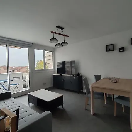 Le Decamps - Spacieux 4 Pieces Avec Balcon